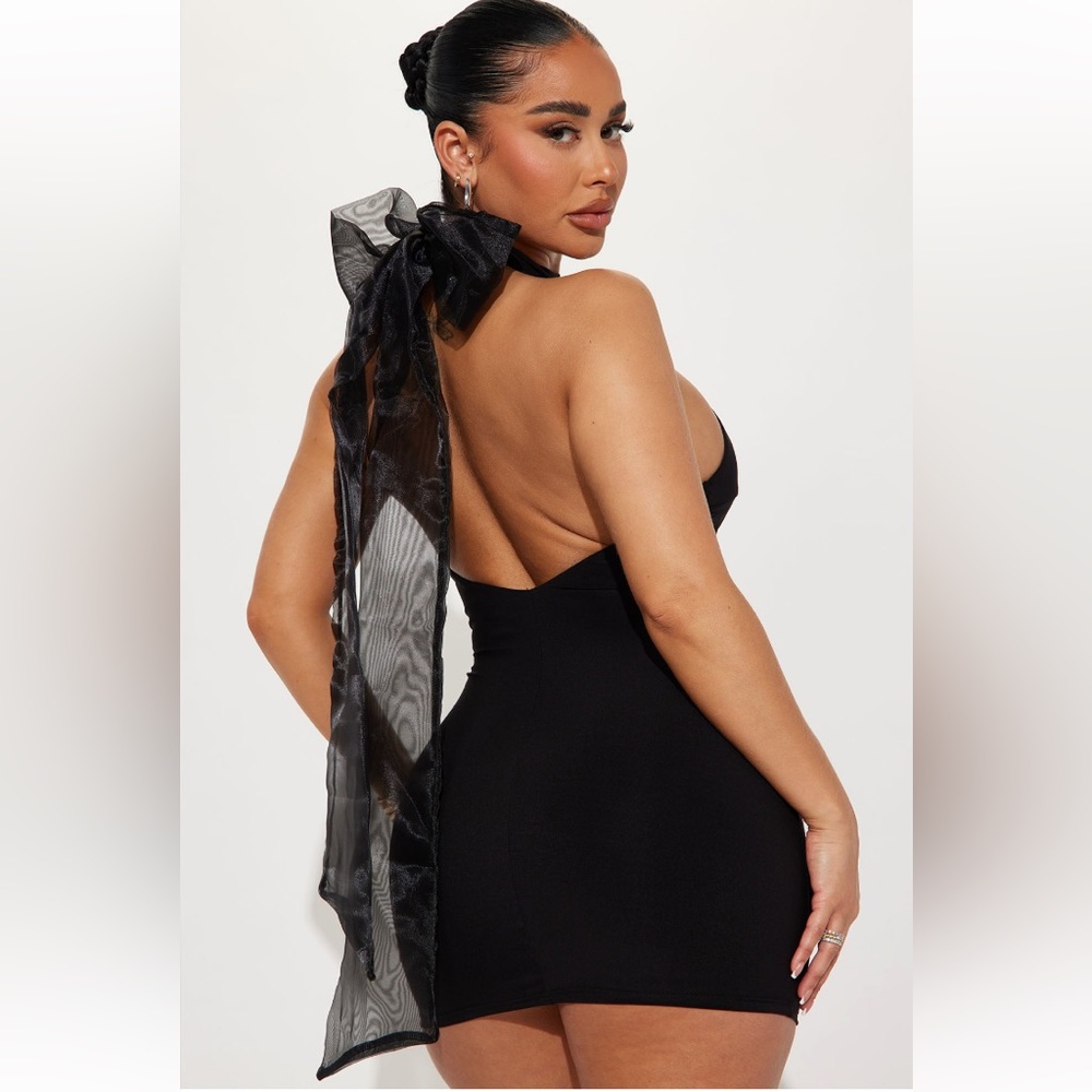 New Inventory 🌺Rebecca Halter Bow Detail Mini Dress🌺